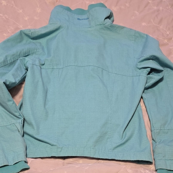 Sale, 3 For $40 Bench Light Blue coat - Picture 4 of 4